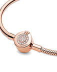 Pandora Moments Sprankelende Crown O Snake Chain Armband 589046C01, exclusief en kwalitatief hoogwaardig. Ontdek nu!