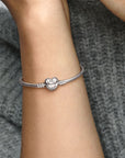 Pandora Moments Snake Chain Armband met Hartsluiting 590719, exclusief en kwalitatief hoogwaardig. Ontdek nu!