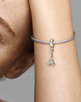Pandora Paris Eiffel Tower Bedel 791082, exclusief en kwalitatief hoogwaardig. Ontdek nu!
