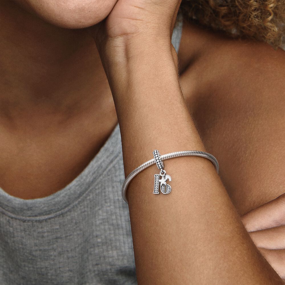 Pandora 16e Verjaardag Bedel zilver - 797261CZ