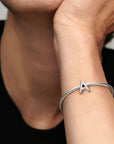 Pandora Letter A Alfabetbedel 797455, exclusief en kwalitatief hoogwaardig. Ontdek nu!
