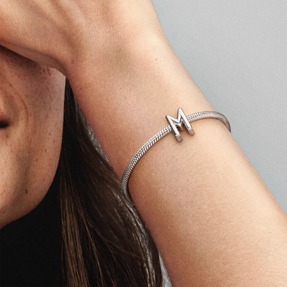 Pandora Letter M Alfabetbedel zilver - 797467