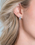 Zinzi zilveren fantasie oorknoppen 13mm lichtblauw en wit ZIO2189, exclusief en kwalitatief hoogwaardig. Ontdek nu!
