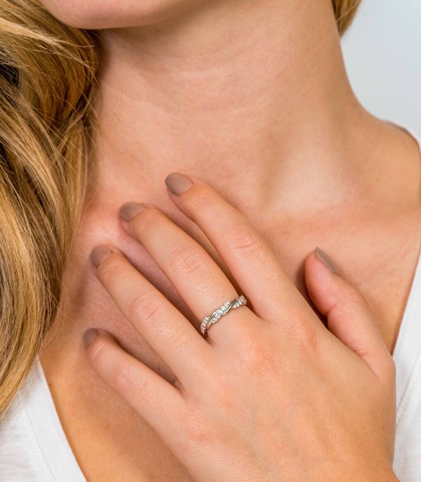 Zinzi ring ZIR1781 - Zilver 925 - Zirkonia, exclusief en kwalitatief hoogwaardig. Ontdek nu!