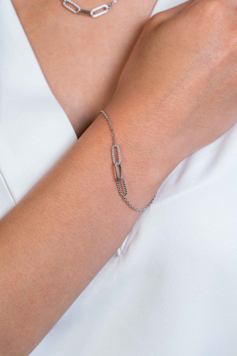 Zinzi zilveren armband met 3 paperclip schakels en witte zirconia's - 17-20 cm - ZIA2330, exclusief en kwalitatief hoogwaardig. Ontdek nu!
