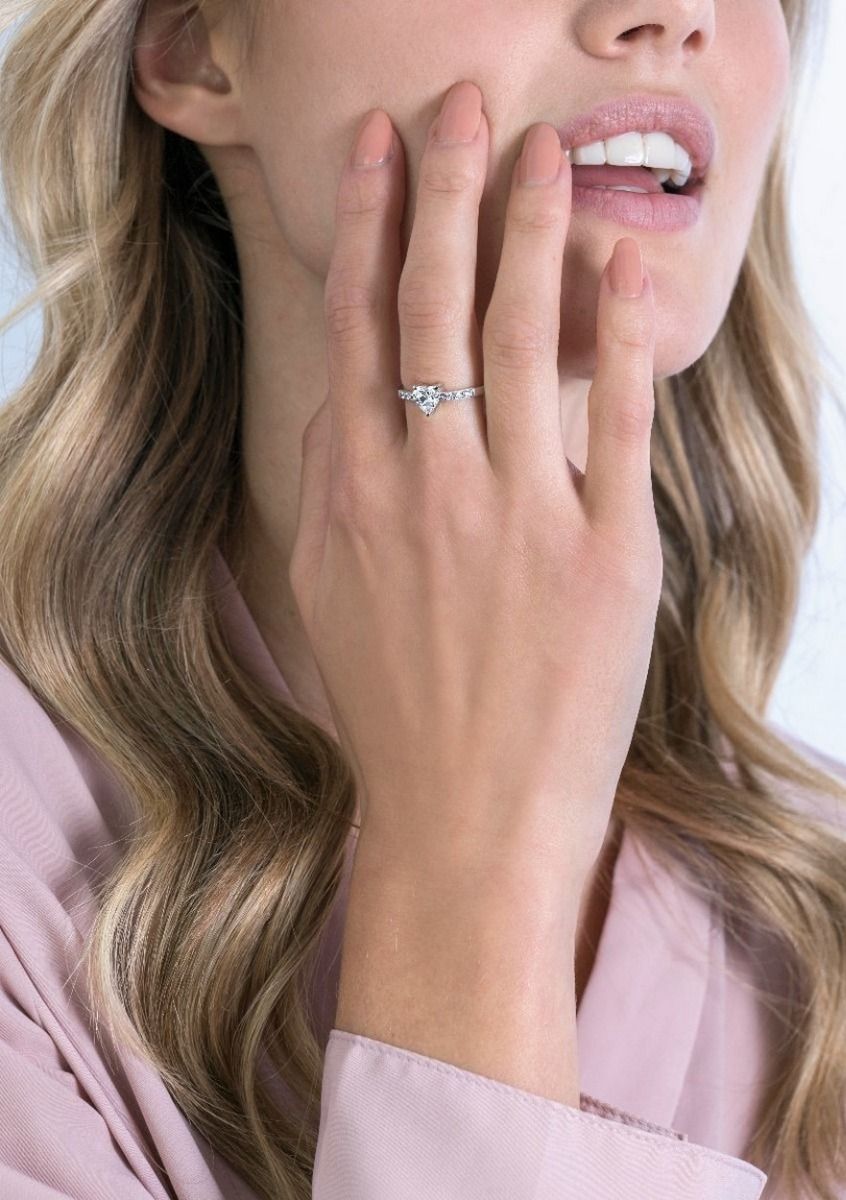 Zinzi zilveren ring hart witte zirkonia ZIR2134, exclusief en kwalitatief hoogwaardig. Ontdek nu!