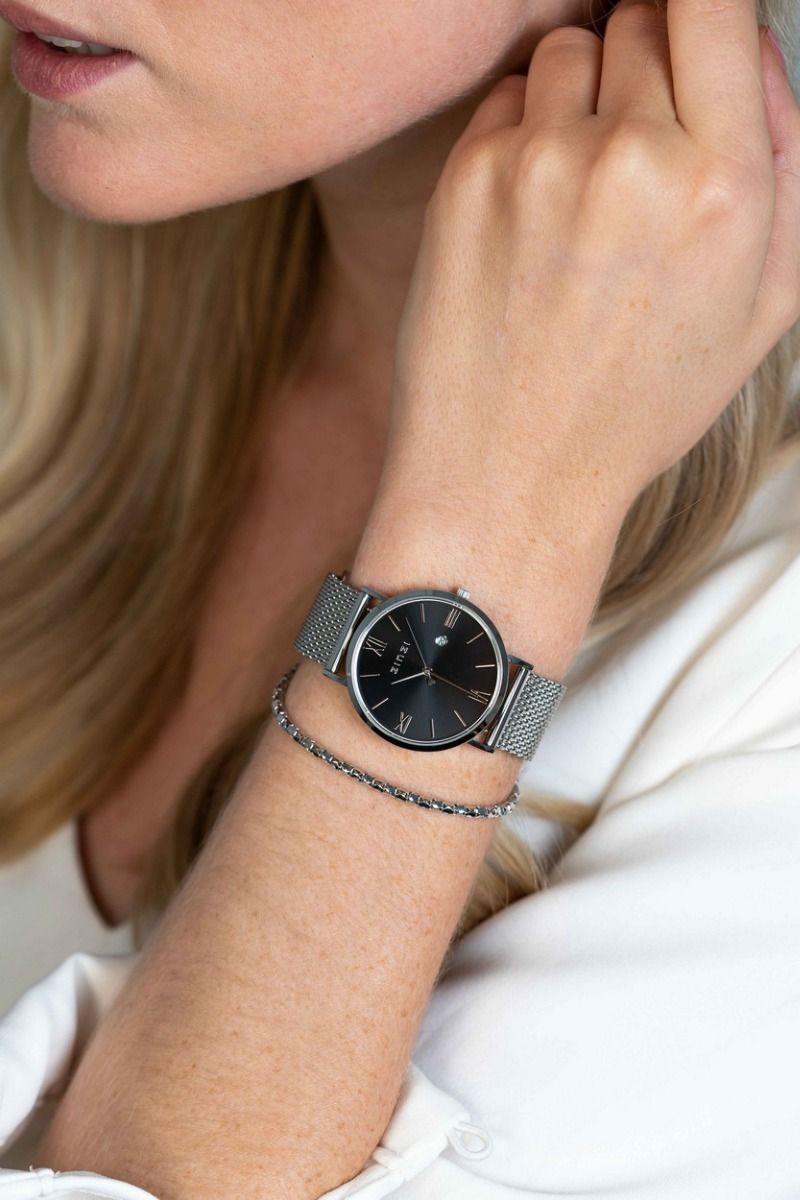 Zinzi horloge ZIW501M Roman Black + gratis armband t.w.v. €29,95, exclusief en kwalitatief hoogwaardig. Ontdek nu!