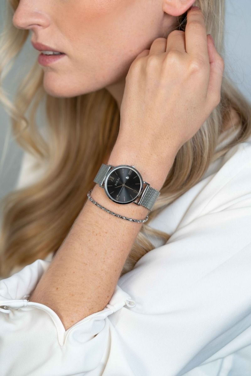 Zinzi horloge ZIW501M Roman Black + gratis armband t.w.v. €29,95, exclusief en kwalitatief hoogwaardig. Ontdek nu!