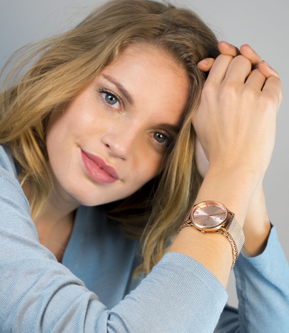 Zinzi Roman horloge ZIW505M + gratis armband t.w.v. 29,95, exclusief en kwalitatief hoogwaardig. Ontdek nu!