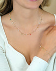 ZINZI Gold Plated Zilveren Ketting met Witte Parels en Kleurrijke Bungels 42-45cm ZIC2705G