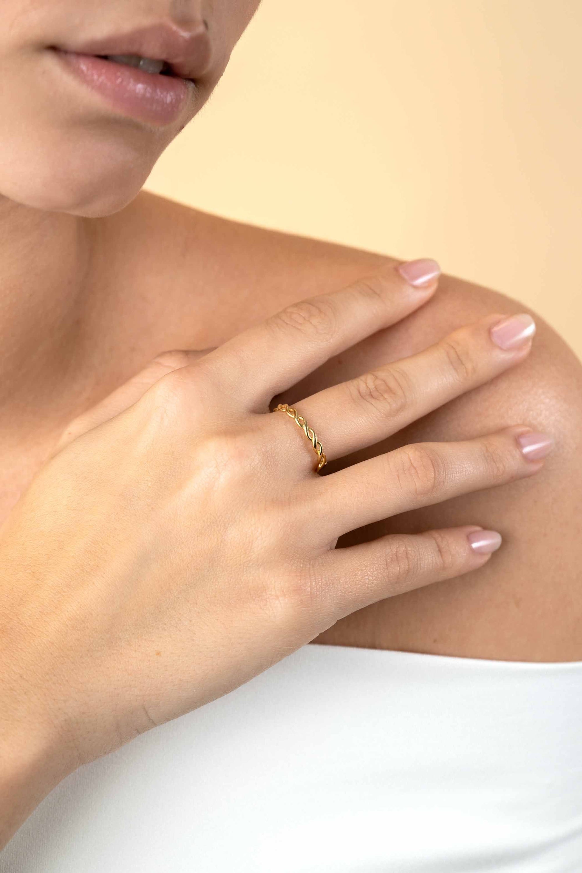 ZINZI Gold 14 krt gouden ring Infinity 2,5mm breed ZGR367 - PansiteNederland.nl