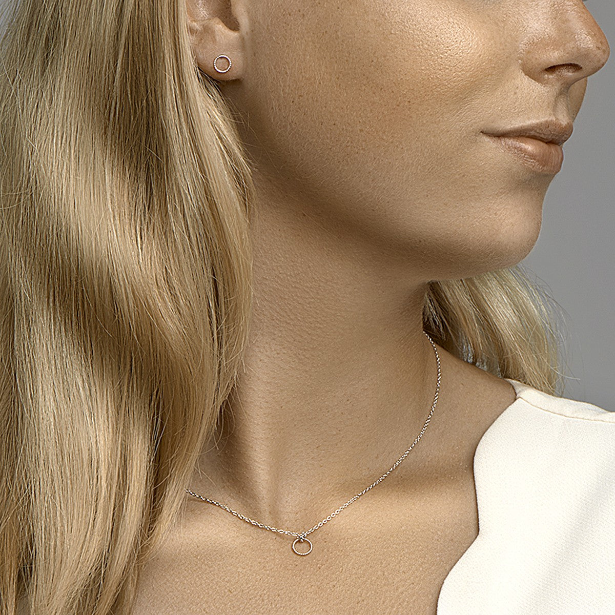 Zilver Gerhodineerd Oorknoppen Rond 1333022 - PansiteNederland.nl