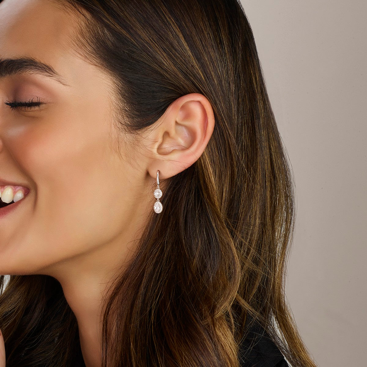 Zilver Gerhodineerd Oorhangers Zirkonia Halo Franse Haak 1338312 - PansiteNederland.nl