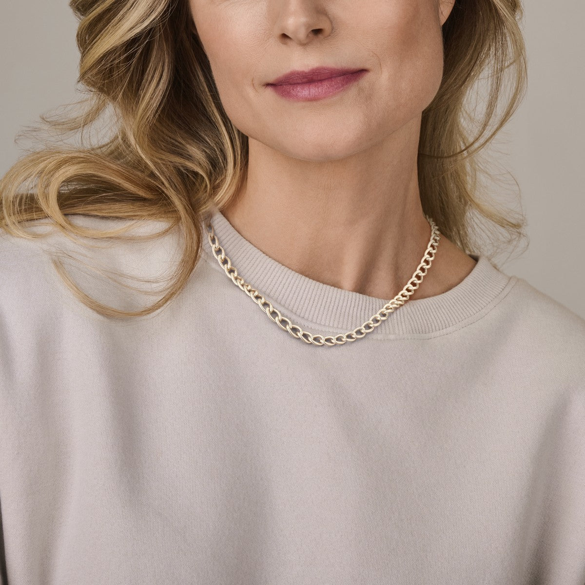 Zilver gerhodineerd collier gedraaid 7,5 mm 45 cm 1338439 - PansiteNederland.nl