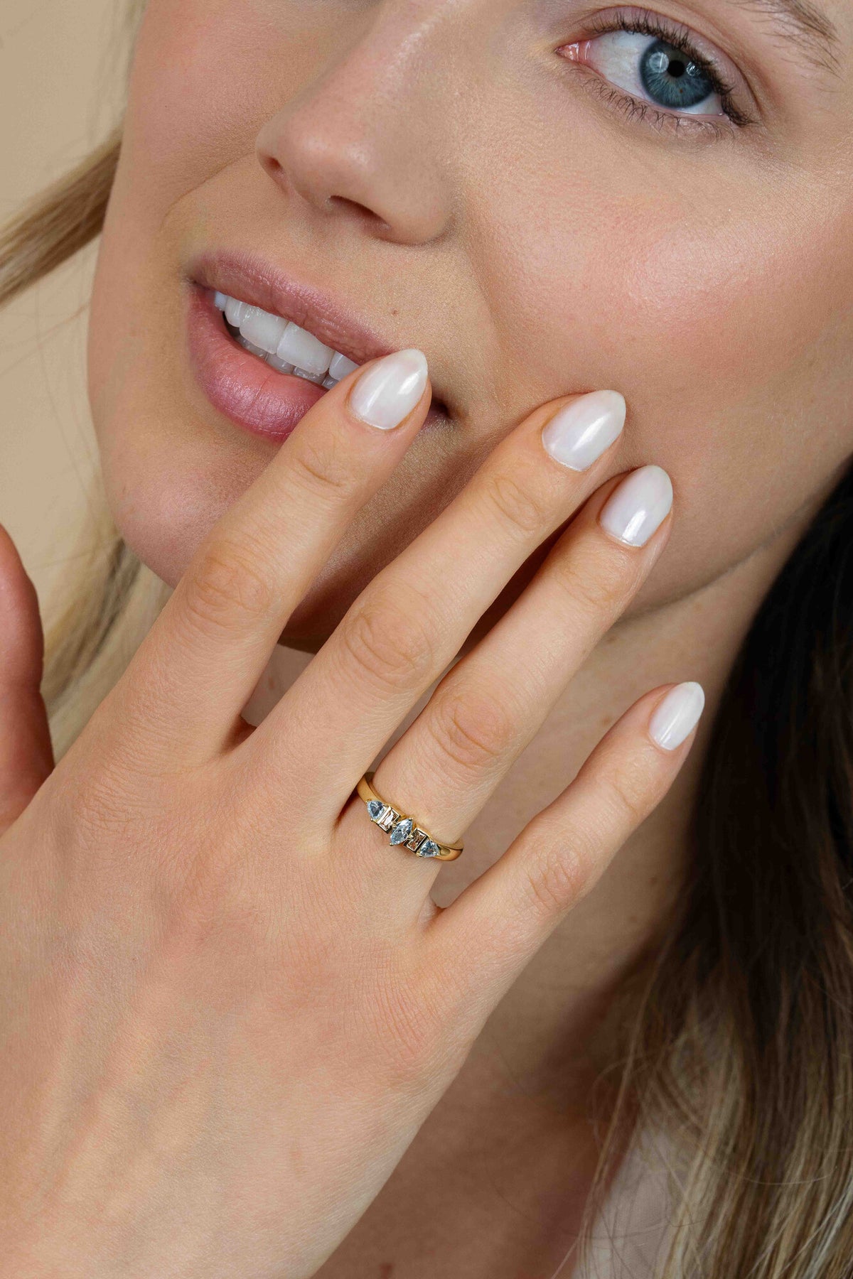 ZINZI Verguld Zilveren Ring met Blauwe Zirkonia ZIR2630B