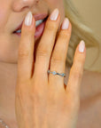 ZINZI zilveren ring (5mm breed) met lichtblauwe klavers ZIR2663 - PansiteNederland.nl