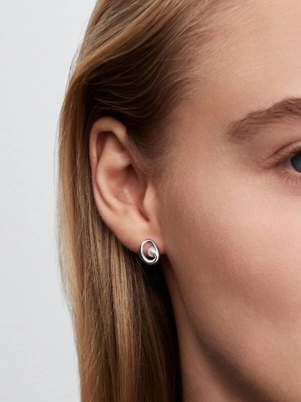 Pandora Organisch Gevormde Ovaal & Zoetwaterparel Oorknopjes zilver 293295C01
