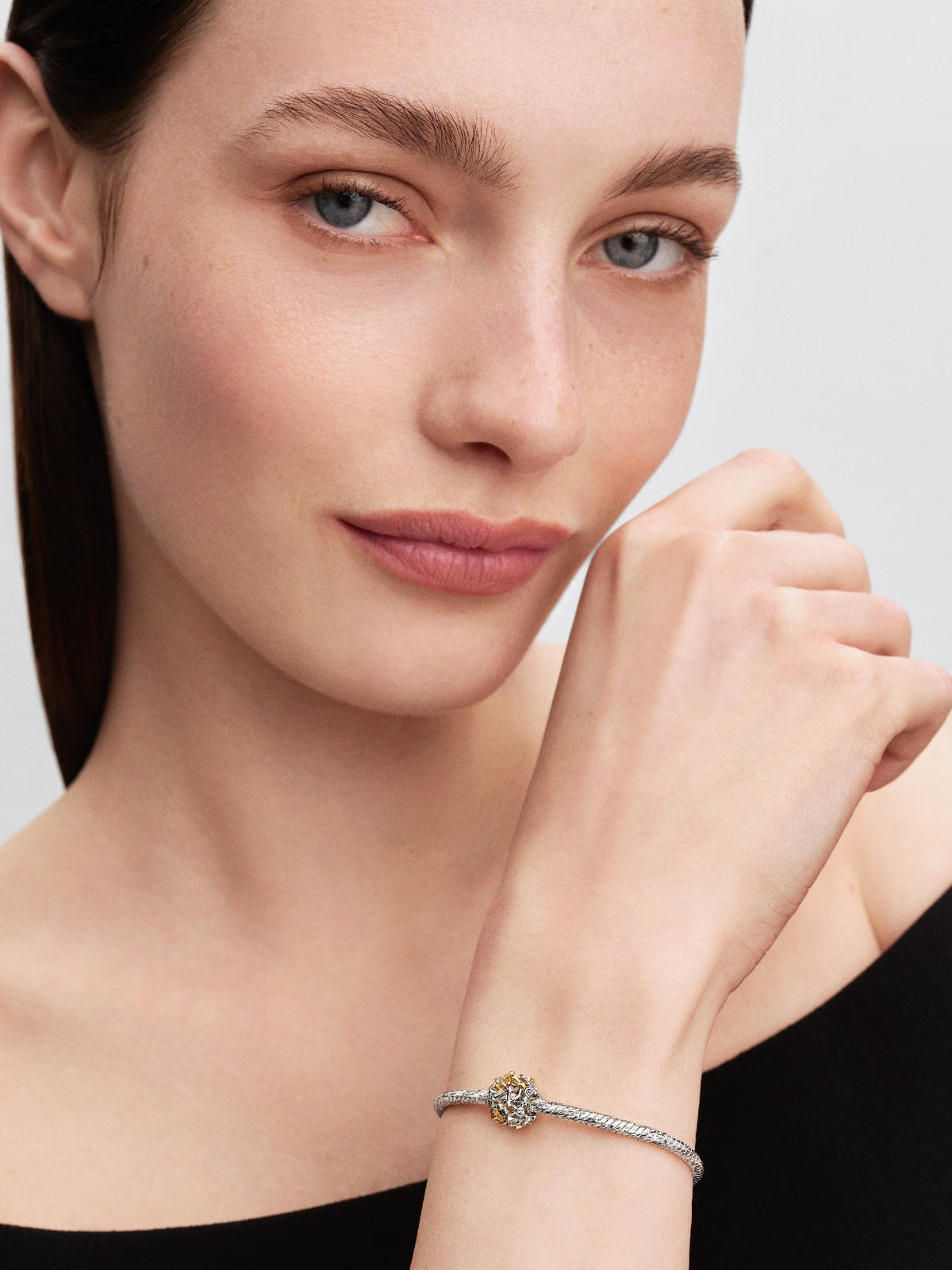 Pandora Sterrenbeeld Opengewerkte Bedel bicolor zilver en goudverguld 765042C01