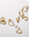 Pandora ESSENCE 14k Goudvergulde Hangende Oorbellen met Barokke Witte Zoetwaterparel 263281C01 - PansiteNederland.nl