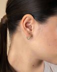 ZINZI gold plated zilveren oorringen, vanaf zijkant gourmet schakel zichtbaar, 2mm breed, met luxe klapsluiting 17mm - ZIO1414G - PansiteNederland.nl