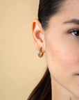 ZINZI gold plated zilveren oorringen met witte zirkonia's en luxe klapsluiting, buisdikte 3mm x 20mm ZIO190Y - PansiteNederland.nl