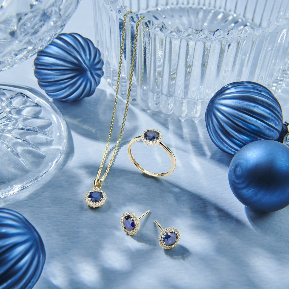 14K geelgoud hanger saffier zirkonia halo 4026671 - PansiteNederland.nl