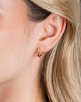 Zinzi Gold 14 krt gouden vierkante oorringen met luxe klapsluiting 12mm x 1,7mm vierkante buis ZGO323