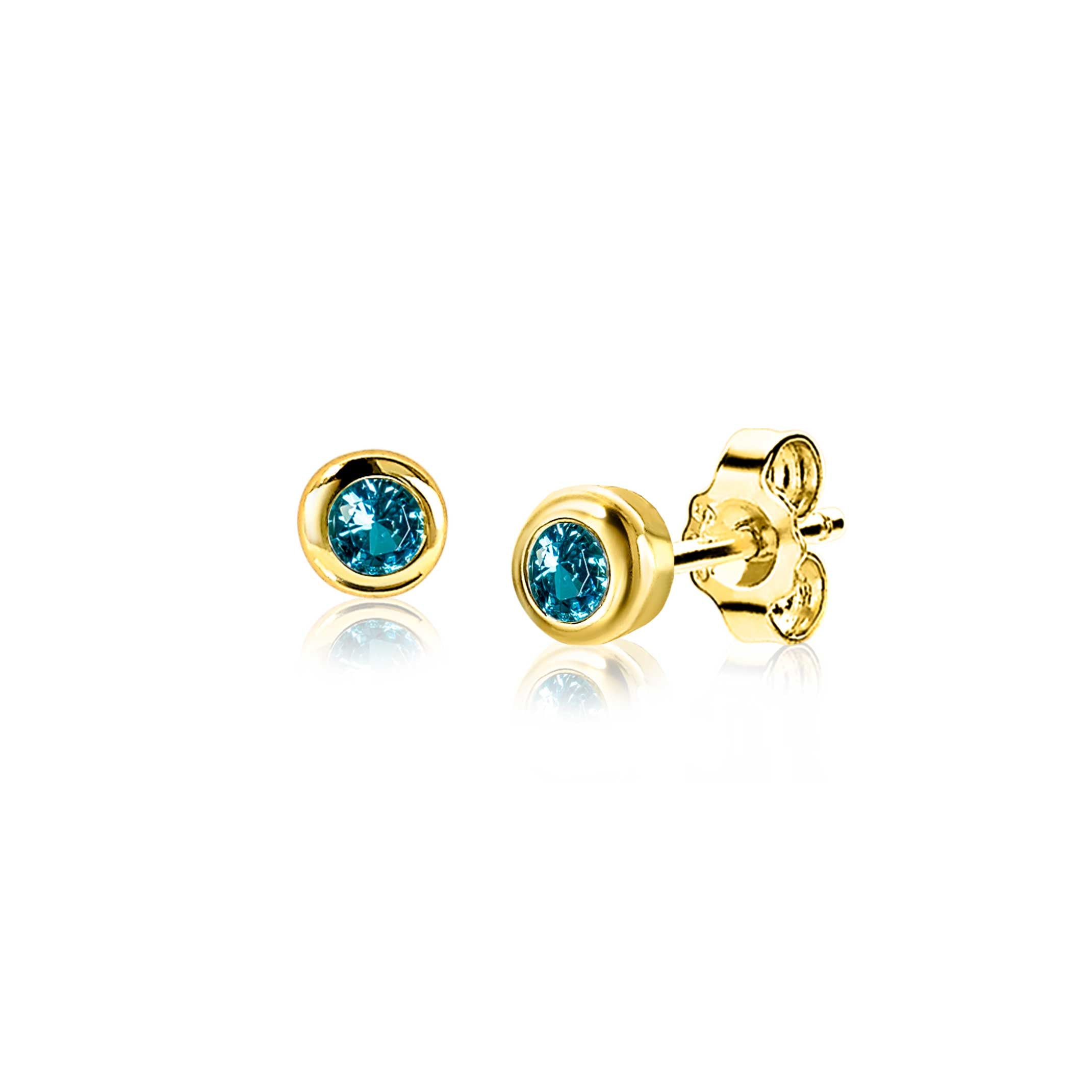 ZINZI MAART oorknoppen 4mm gold plated met geboortesteen blauw aquamarijn zirconia oorbellen