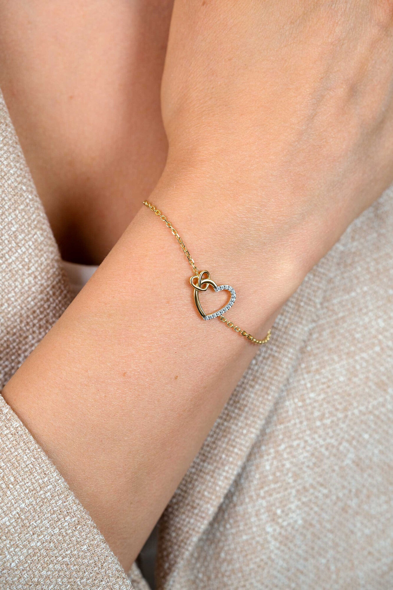 ZINZI Verguld Zilveren Armband met Hartjes en Witte Zirkonia ZIA2874Y