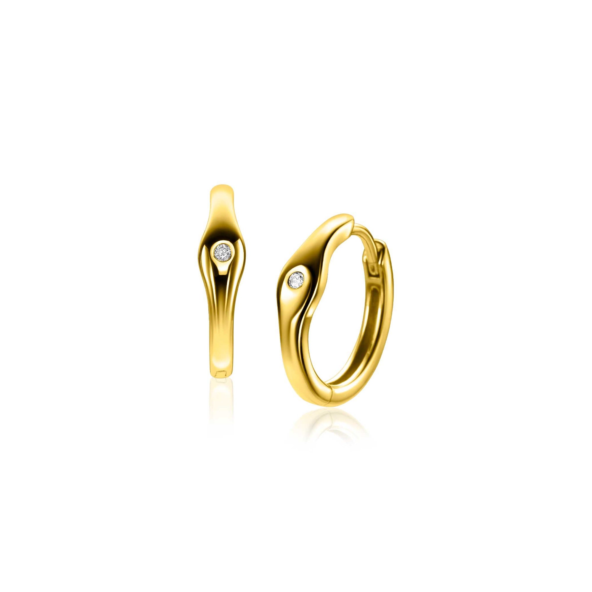Zinzi 15mm gold plated zilveren oorringen organisch gevormd, bezet met witte zirkonia en met luxe klapsluiting ZIO2628 - PansiteNederland.nl