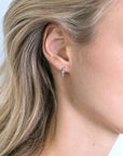 Zinzi Gold 14 krt gouden oorringen bezet met witte zirkonia's met luxe klapsluiting 11mm x 2,1mm vierkante buis ZGO427Z