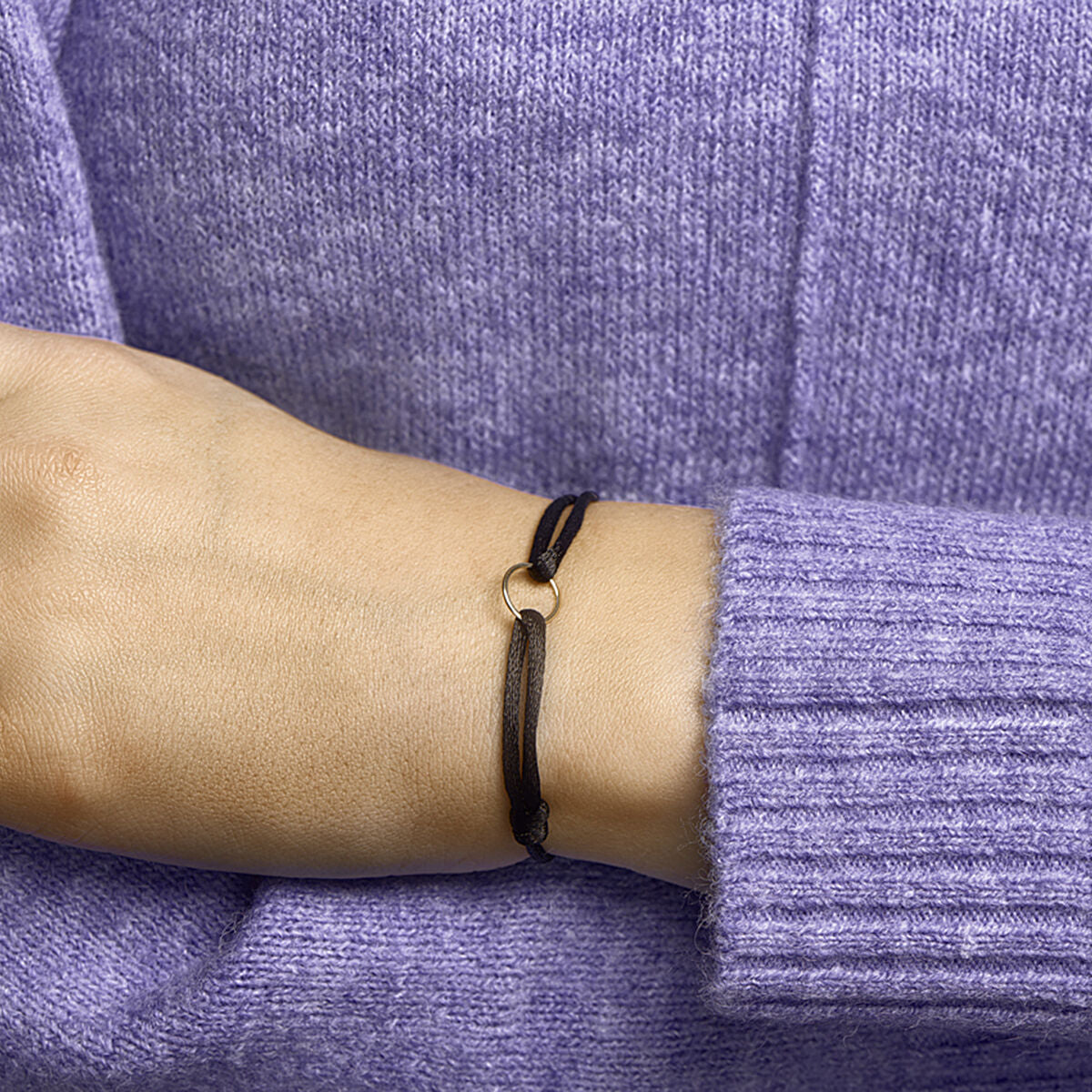 Armband satijn zwart rondje 13 - 26 cm 14K goud met rubber/nylon/leer