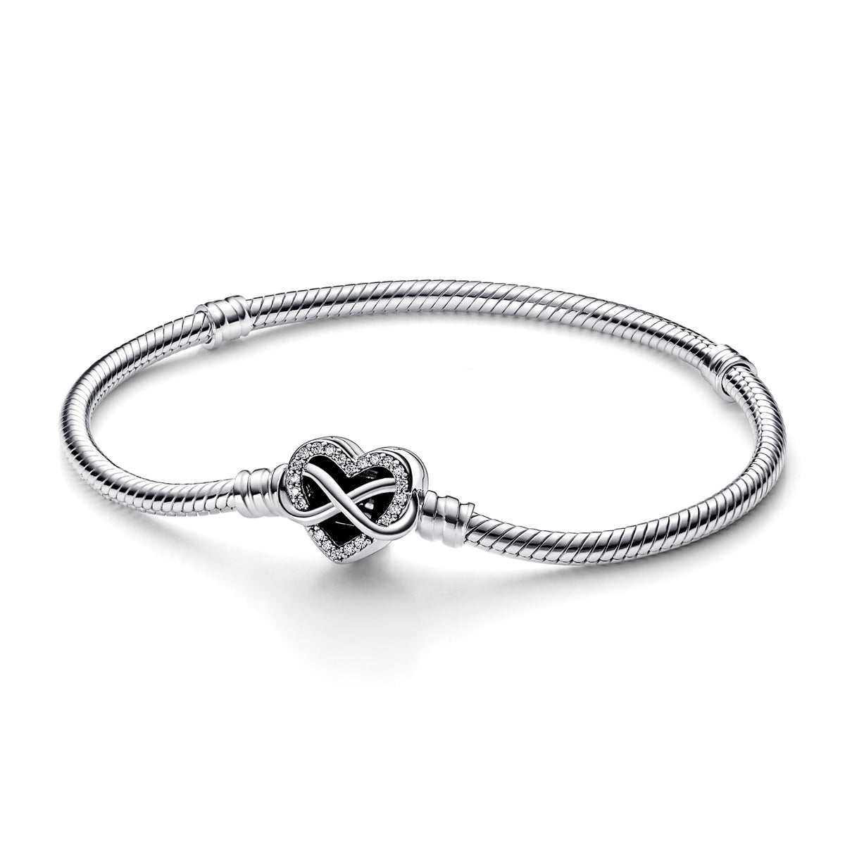 Pandora Moments Sprankelende Snake Chain Armband met Hartsluiting zilver