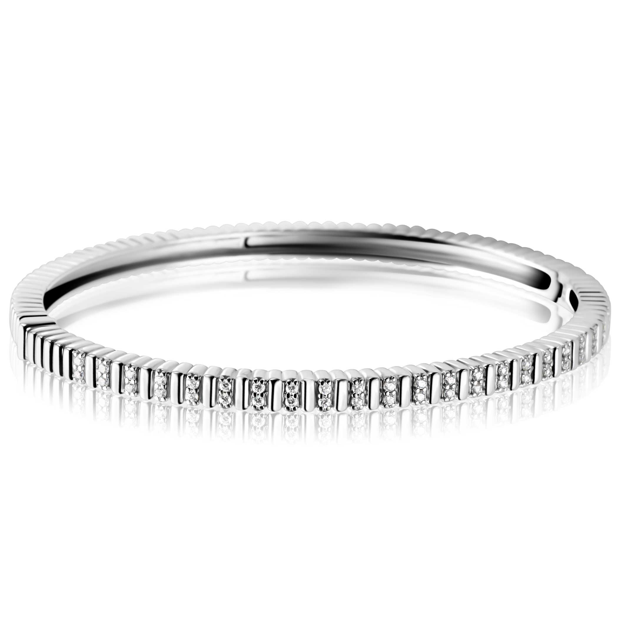 ZINZI zilveren bangle armband 4mm breed, bezet met witte zirkonia's 60mm - ZIA2686
