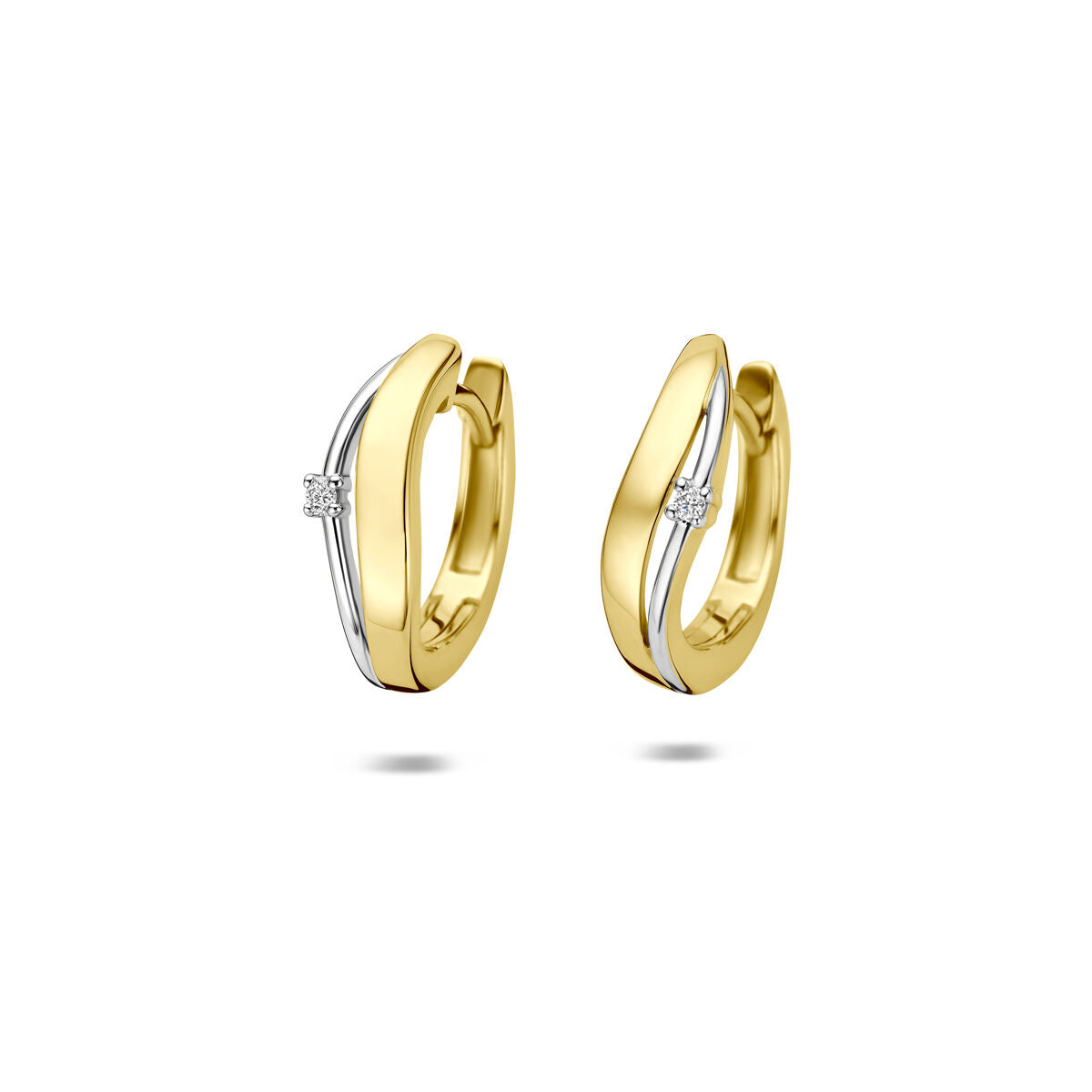 Klapoorringen diamant 0.02ct (2x 0.01ct) h si 14K geelgoud 14,5 mm