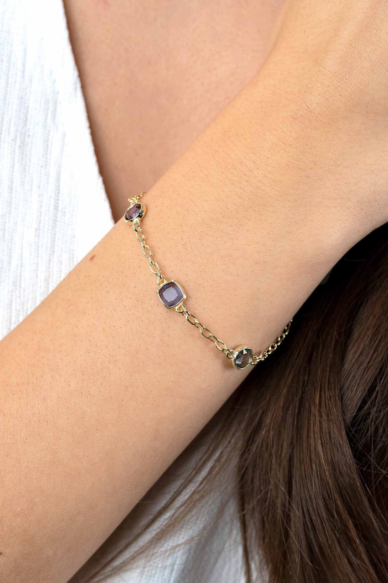 ZINZI gold plated zilveren schakelarmband met ronde en vierkante zettingen pastel en paars 17-20cm - ZIA2525G