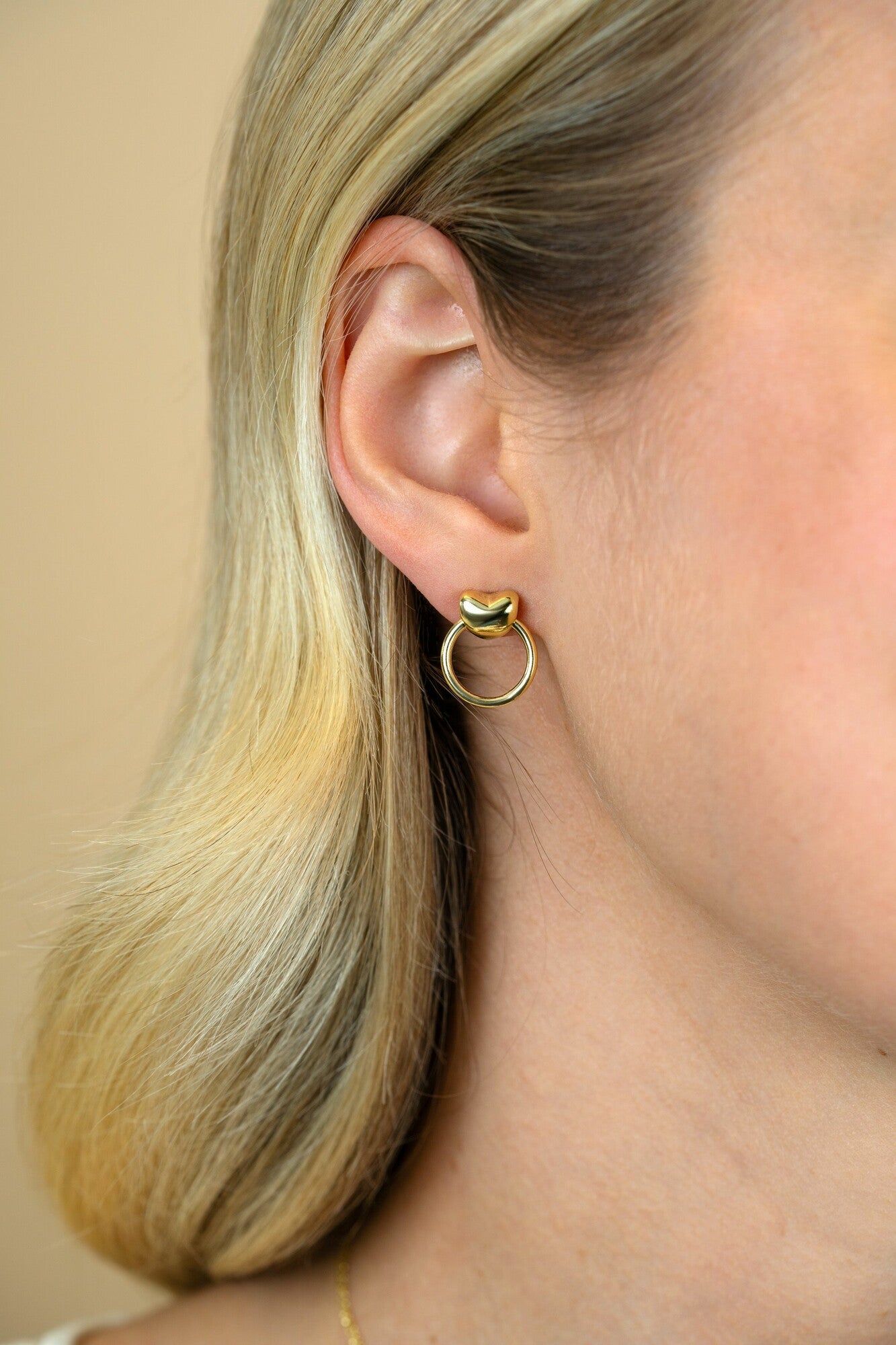 ZINZI gold plated zilveren oorstekers met hart en open ring 16mm ZIO2759 - PansiteNederland.nl