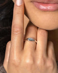 ZINZI zilveren monogram ring in glanzende zeshoekvorm (5,5mm) ZIR2437 - PansiteNederland.nl