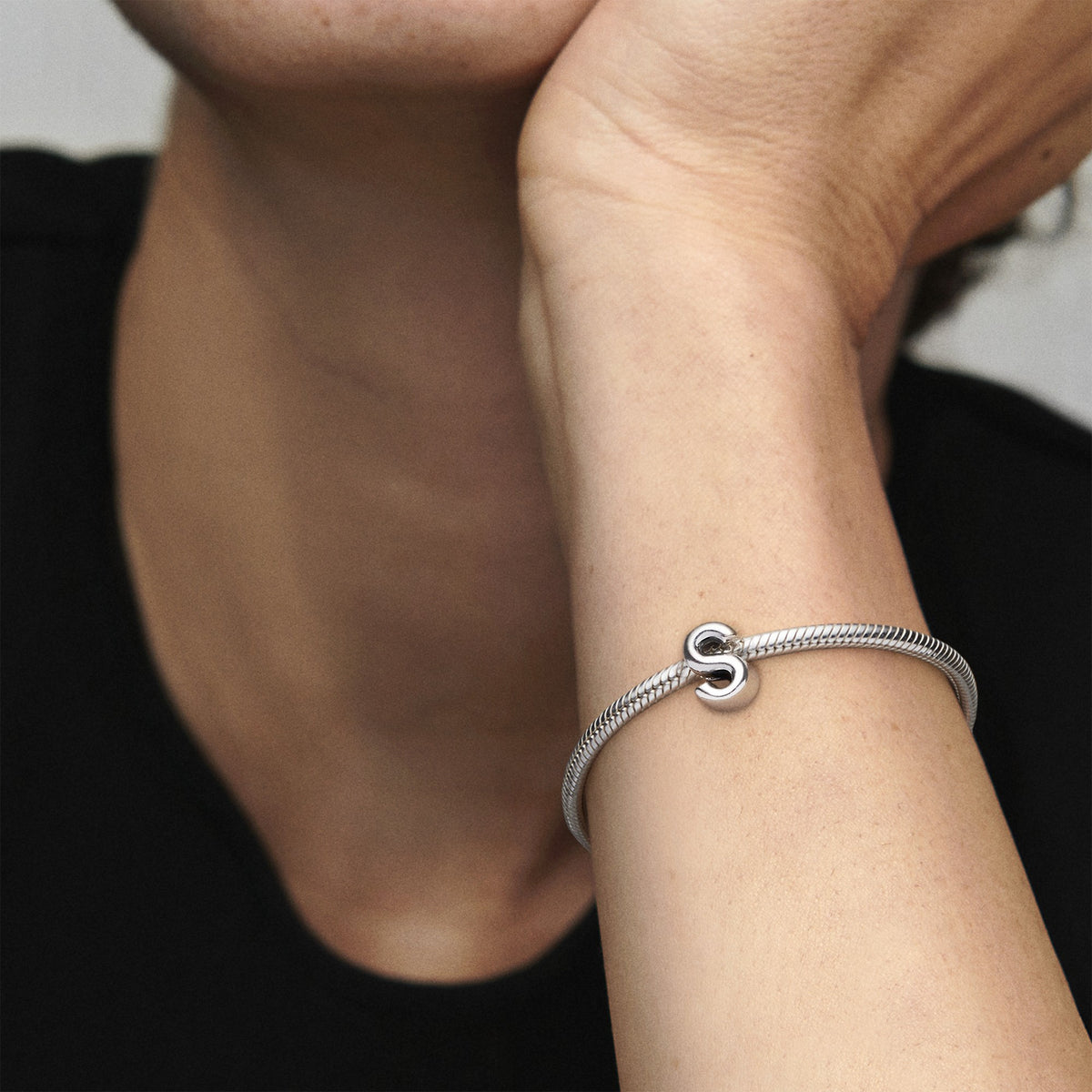 Pandora Letter S Alfabetbedel zilver 797473