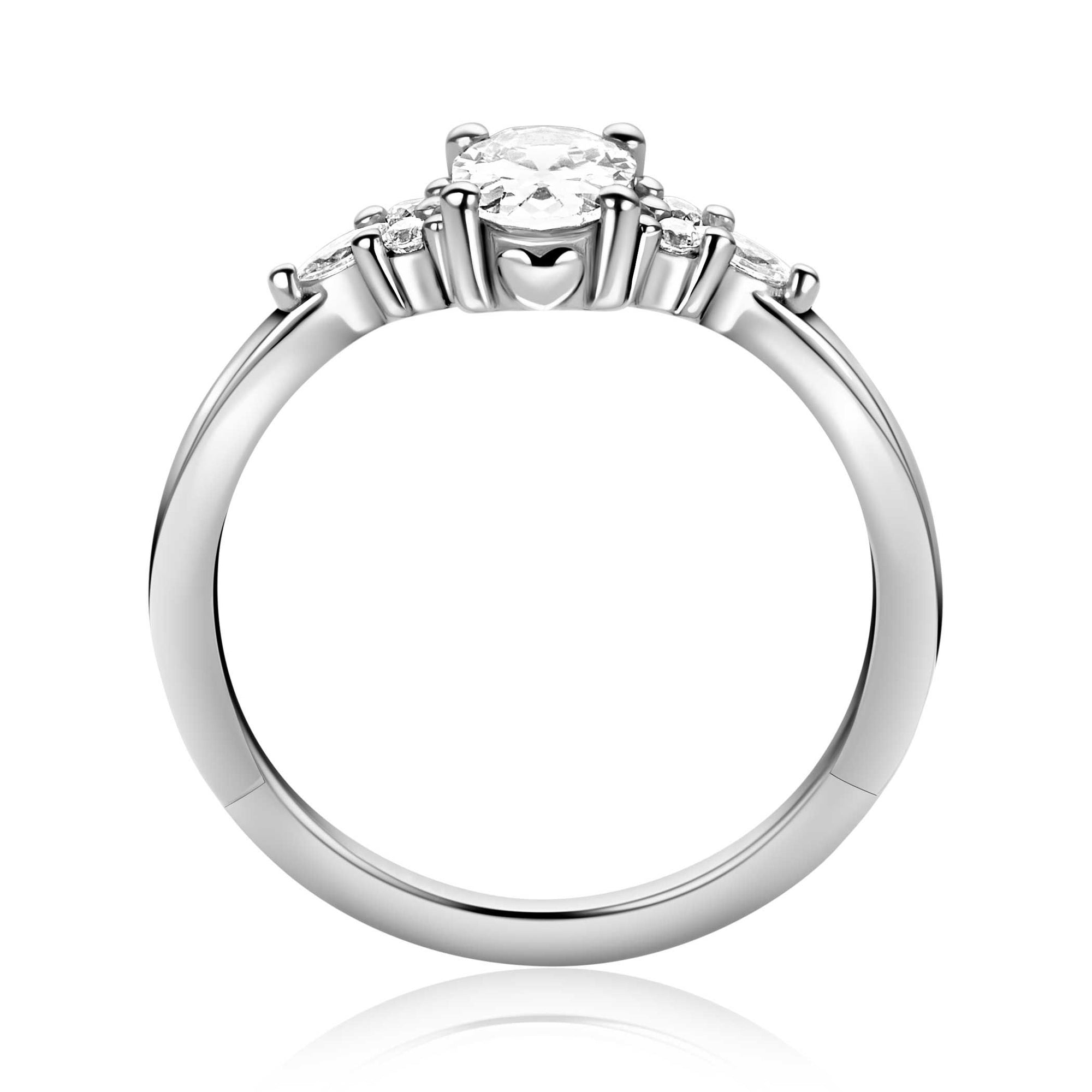 ZINZI zilveren verlovingsring met grote ovale witte zirkonia (7mm) en kleinere zirkonia's, met klein hartje aan de zijkant ZIR2698 - PansiteNederland.nl