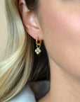 ZINZI gold plated zilveren oorbedels klavertje 8mm ZICH2735Y (zonder oorringen) - PansiteNederland.nl