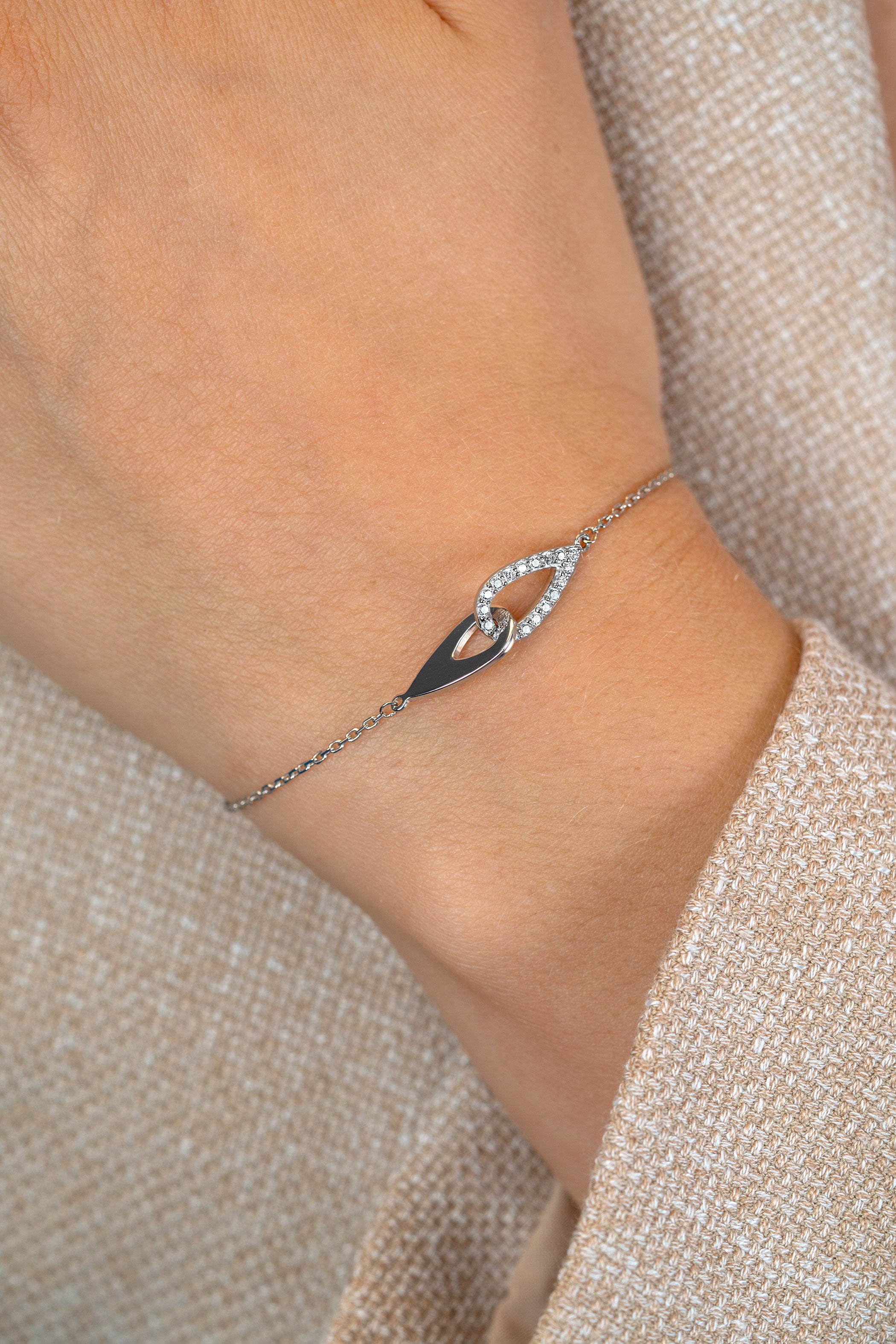 ZINZI zilveren schakelarmband met twee in elkaar gevlochten druppelvormen - ZIA2768