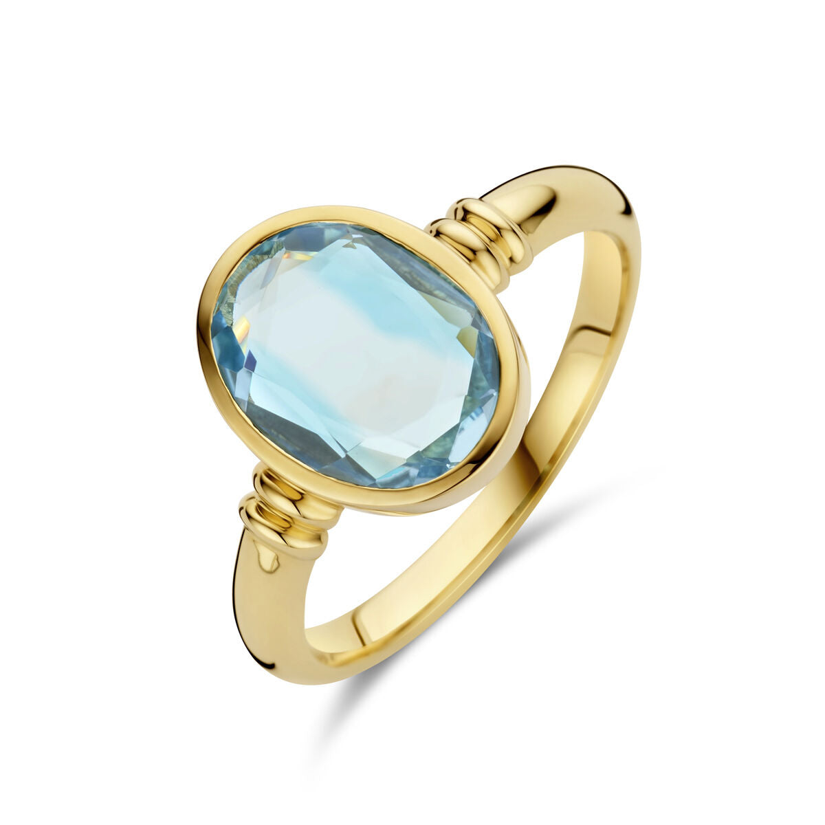 Ring sky blue topaas 14K geelgoud