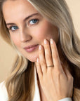 ZINZI gold plated zilveren aanschuifring 3mm breed met open ovale vormen en ronde witte zirkonia's ZIR2269Y - PansiteNederland.nl