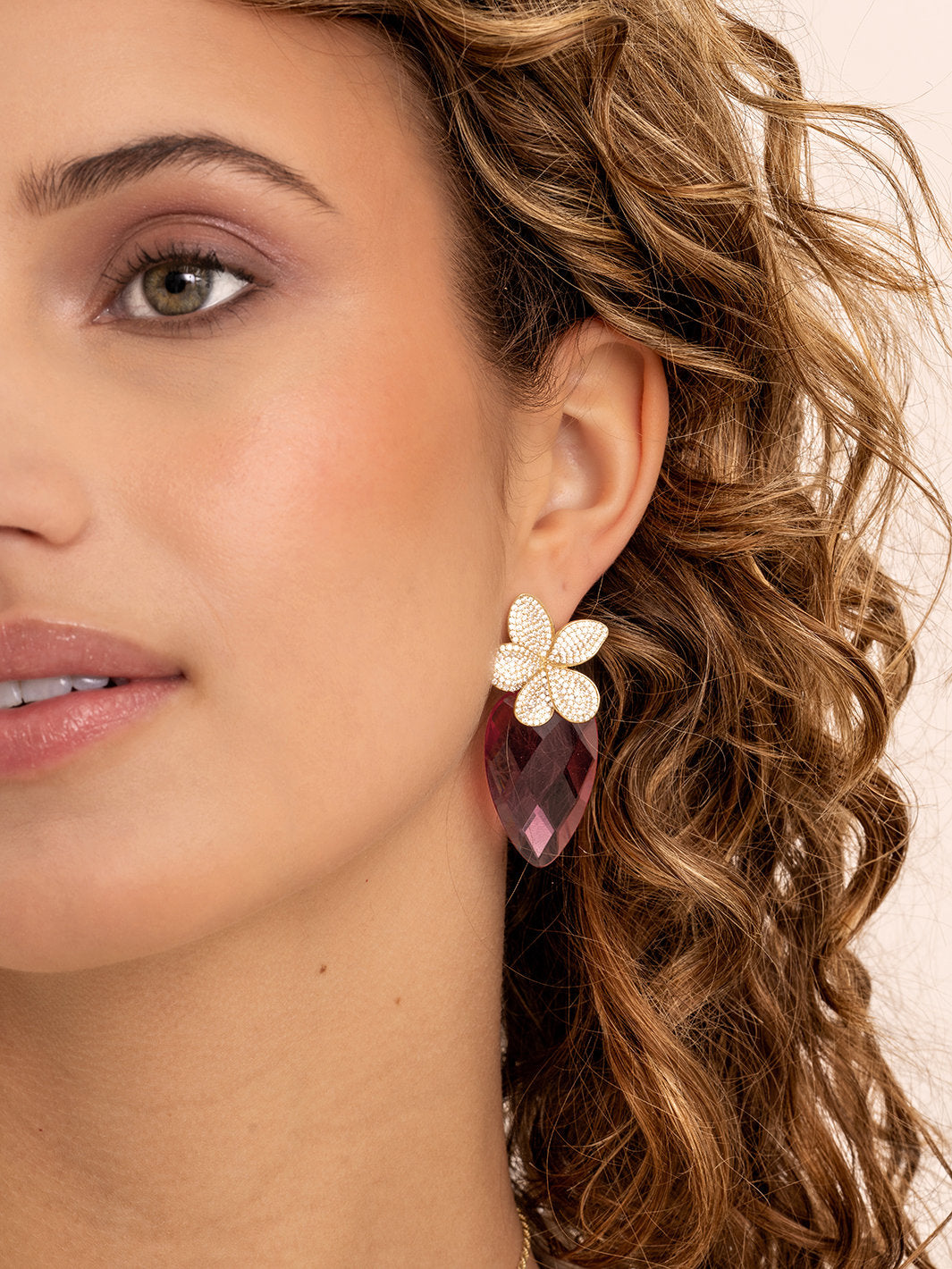 Sparkling Jewels Oorstenen Blossom Fuchsia EAGEM51-BS