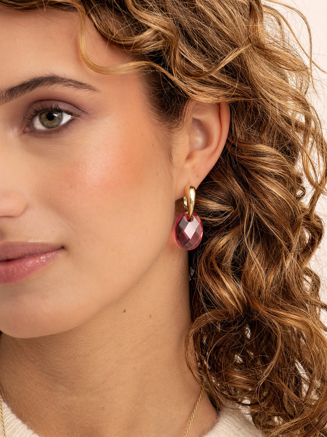 Sparkling Jewels Oorstenen Medium Oval Fuchsia Kwarts EAGEM51-MO