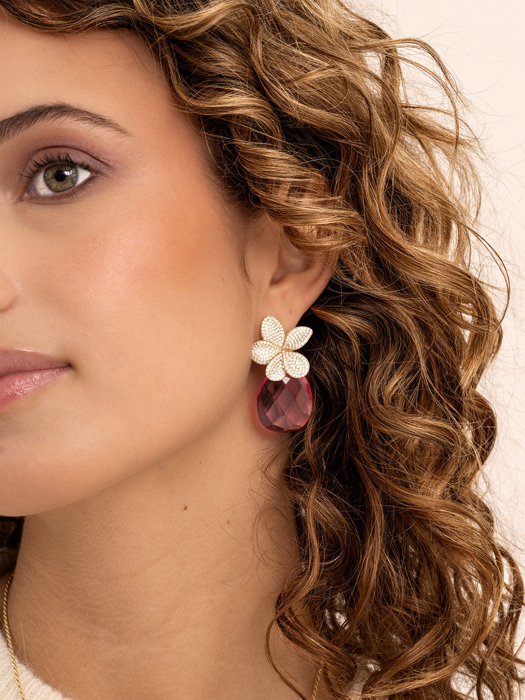 Sparkling Jewels Oorstenen Fuchsia Kwarts EAGEM51