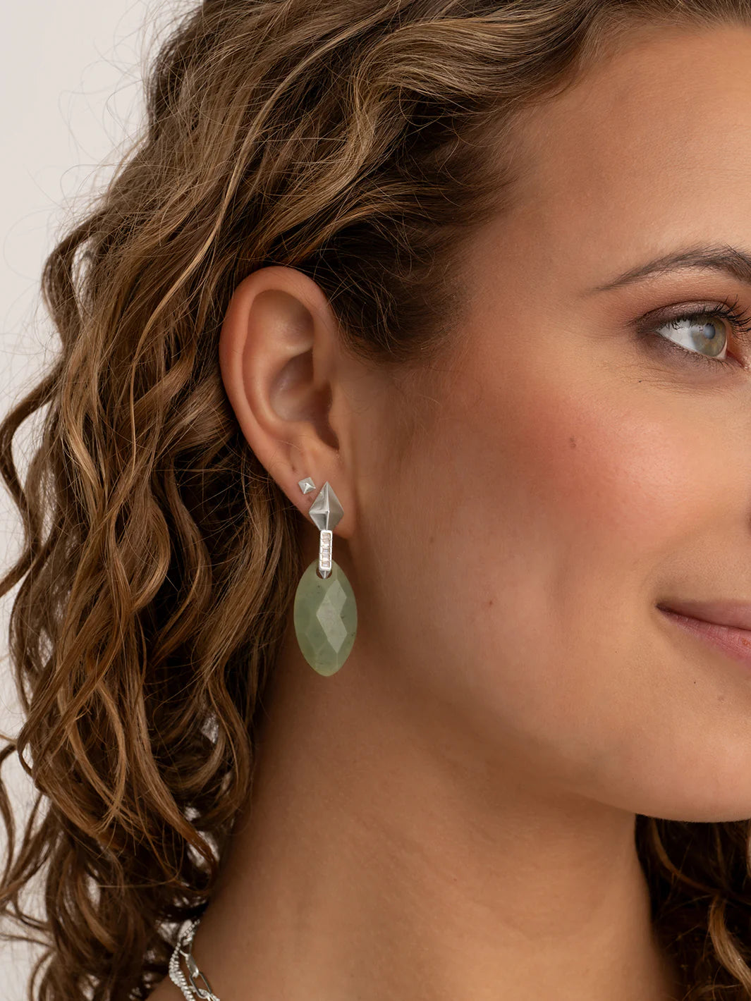 Sparkling Jewels Oorbellen Polished Pyramid EAS27 Zilverkleurig