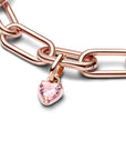 Pandora Me Roze Chakra Hart Hangende Minibedel 783042C01, exclusief en kwalitatief hoogwaardig. Ontdek nu!