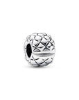 Pandora Studded Clip Charm 792746C00, exclusief en kwalitatief hoogwaardig. Ontdek nu!